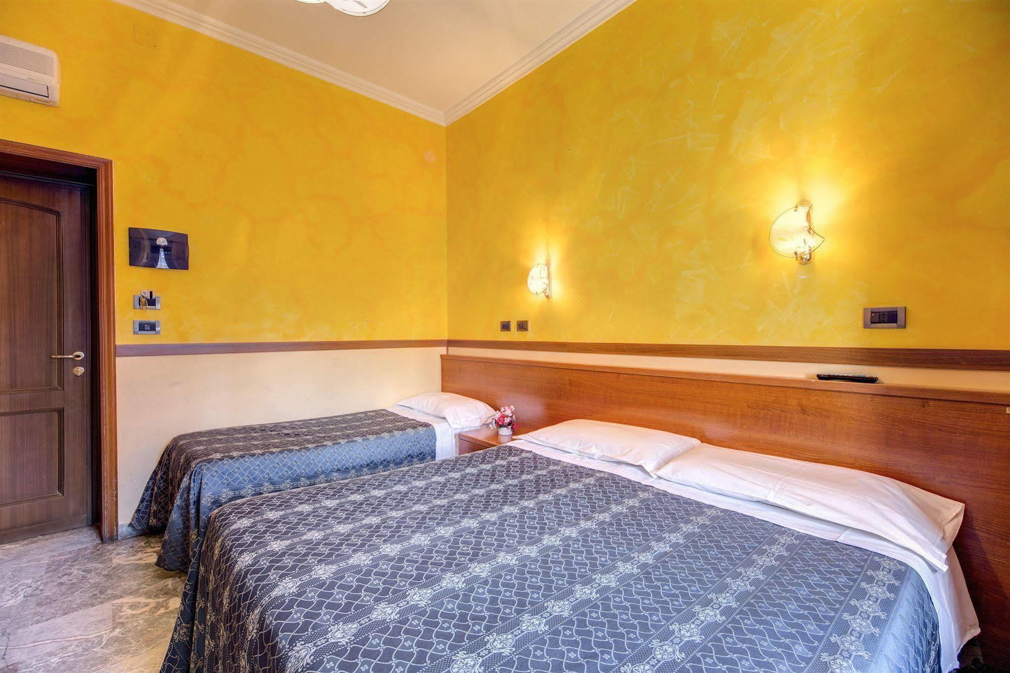 Hotel Soggiorno Blu Рим Екстер'єр фото